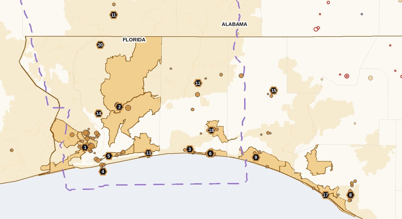 Map of the Florida Panhandle and southern Alabama: the final pre-landfall ZIP list and other named ZIP codes shaded, the cone dashed, reported impacts as dots colored by how their area was flagged beforehand, and the hotspots in the Panhandle and southern Alabama as numbered hexagons (hotspots 7, 10, 16 and 19 lie beyond the map)